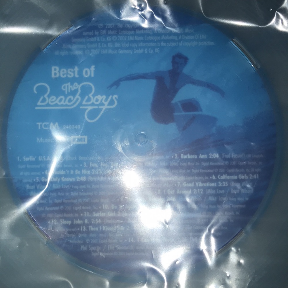 TCHIBO GERMAN ISSUED BEACH BOYS CD/FRISBEE - Picture 6 of 7